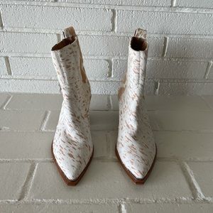 BRAND NEW DOLCE VITA